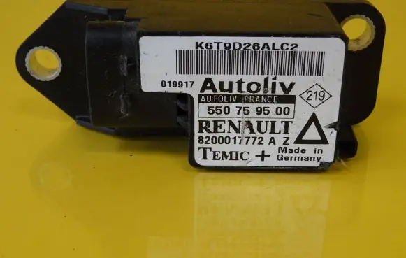 Renault Laguna I Airbag deployment crash/impact sensor 8200017772B