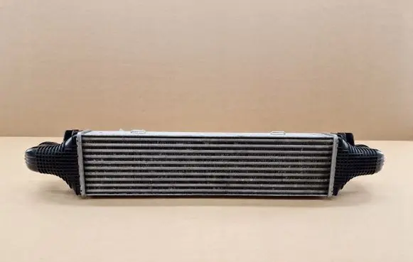 Mercedes-Benz E W212 Intercooler radiator