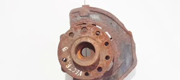 Opel Vectra B Front wheel hub