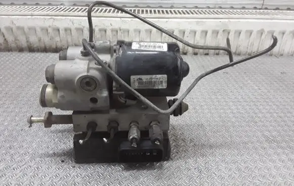 Volkswagen Sharan ABS Pump 7M0614111B 7M0907379