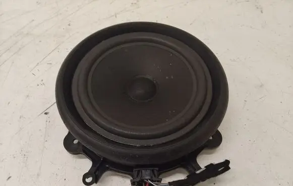 Audi A4 S4 B7 8E 8H Rear door speaker 8E0035411