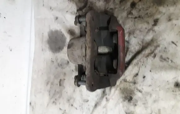 Toyota Avensis Verso Front brake caliper