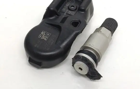 Toyota Auris E180 Tire pressure sensor 10R035437
