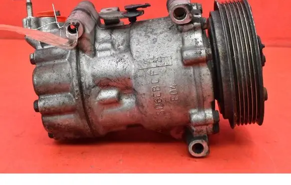 Peugeot 308 Air conditioning (A/C) compressor (pump) 9670318880