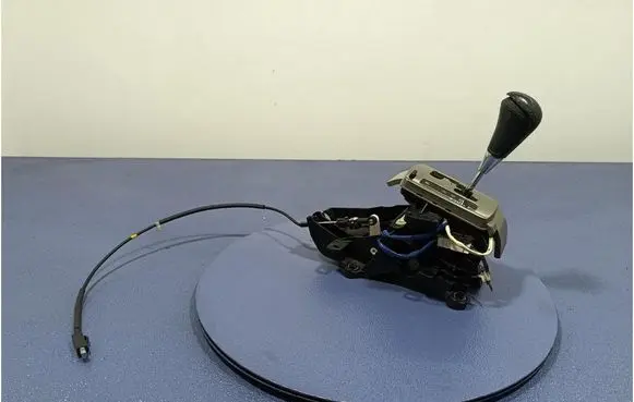 Toyota Avensis Verso Gear shift rod
