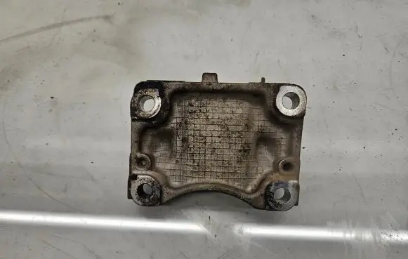 Honda CR-V Engine mounting bracket NIFIN