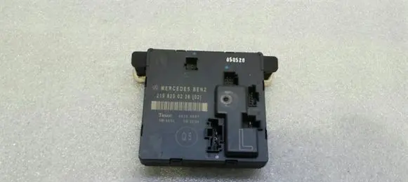 Mercedes-Benz CLS AMG C219 Door control unit/module A2198200226