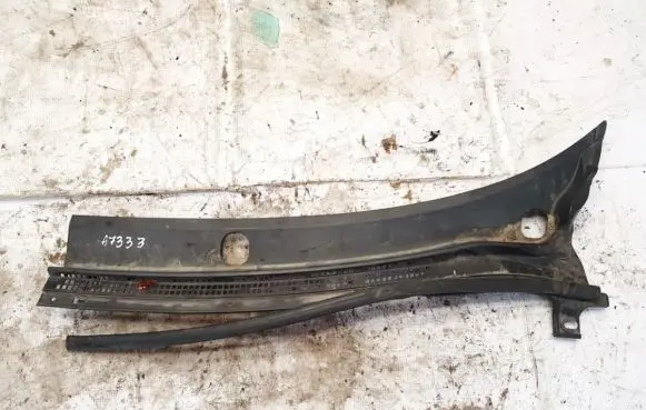 Mazda 2 Wiper trim 3m71a01417bh 3m71-a01417-bh