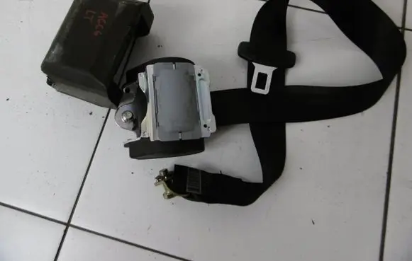 Audi A6 S6 C6 4F Rear seatbelt 4F0857805E