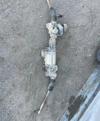 Volkswagen Touran I Steering rack 1K1423105
