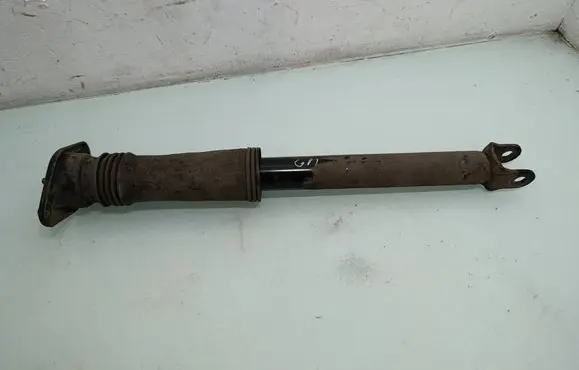 Hyundai i40 Rear shock absorber/damper