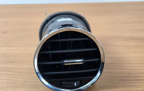 Opel Antara Dash center air vent grill 96661704