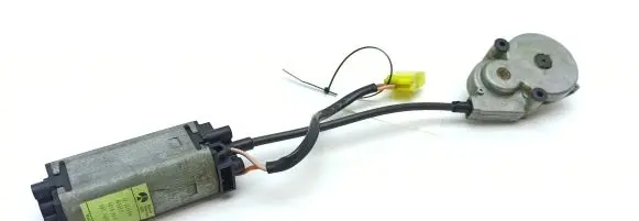 Jaguar XJ X300 Seat adjustment motor 401063 9410952A 96356440