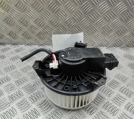 Toyota GR 86 Heater fan/blower SU00302079