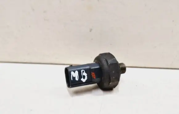 Mercedes-Benz R W251 Air conditioning (A/C) pressure sensor 2205420118 27123