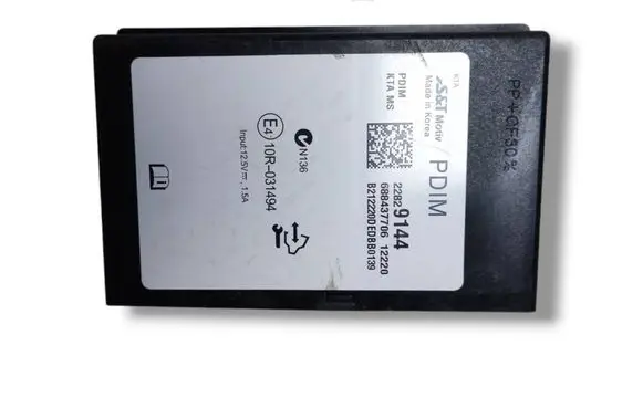 Opel Astra J Bluetooth control unit module 688437706 10R031494 22829144