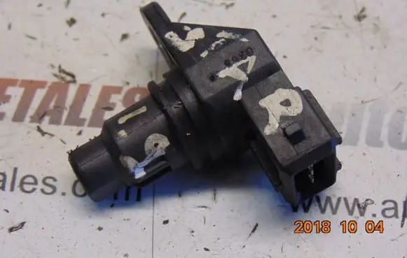 Mitsubishi Space Star Camshaft position sensor 8200038472