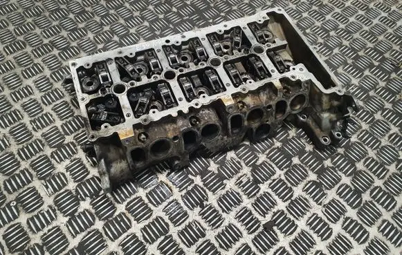 BMW 3 E90 E91 Engine head 7810196 11127810196 7781098