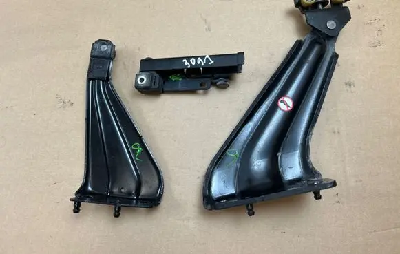 Opel Combo E Sliding door middle roller runner 9816964880 9832848080 9817813180D
