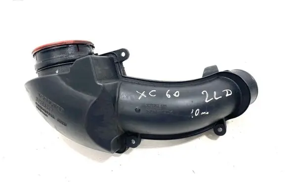Intake resonator