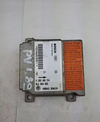 Volkswagen PASSAT B5 Airbag control unit/module 8L0959655 0285001174