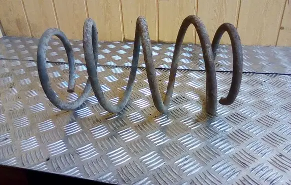 Chrysler Voyager Front coil spring