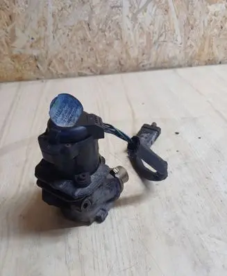 Ford Focus C-MAX EGR valve 9654818180 215989528 52445088