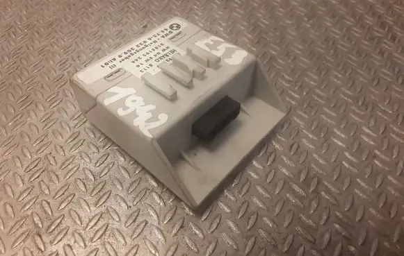 BMW X5 E53 Alarm control unit/module 6923209