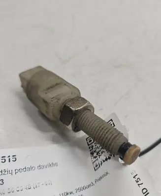 Audi A6 S6 C5 4B Brake pedal sensor switch 4A0945515A