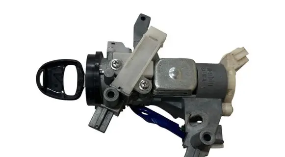 Mitsubishi i-MiEV Ignition lock