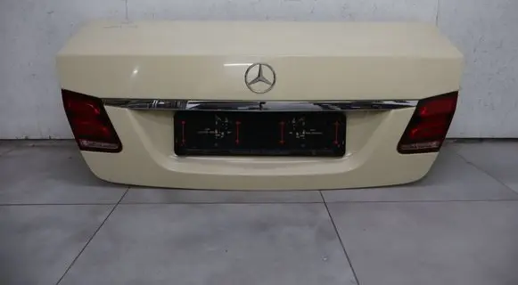 Mercedes-Benz E W212 Tailgate/trunk/boot lid