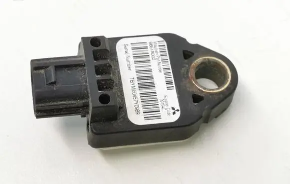 Mitsubishi Outlander Airbag deployment crash/impact sensor 8651A002 39754C TBYME0457Y0989