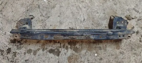 Volkswagen Touareg I Front bumper cross member
