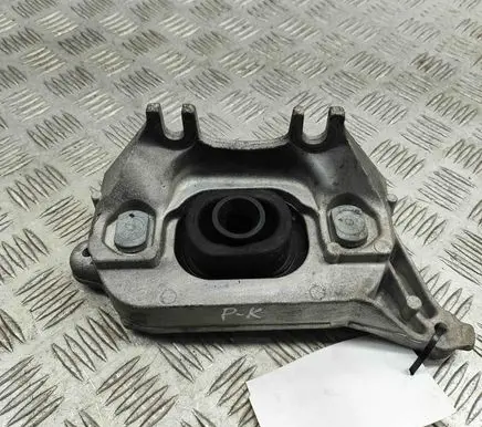 Nissan Juke II F16 Engine mount bracket 112536909R