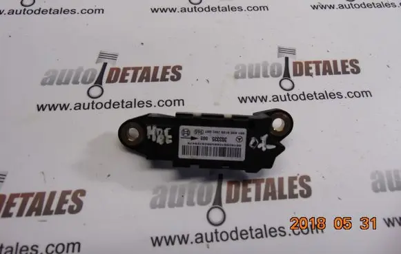 Mercedes-Benz E W211 Airbag deployment crash/impact sensor A0018209126