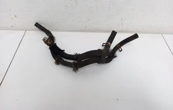 Toyota Yaris Fuel line pipe