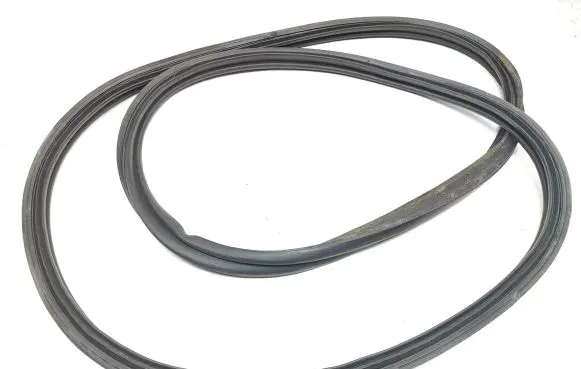 KIA Stonic Trunk rubber seal (body) 