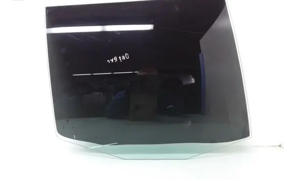 Skoda Octavia Mk1 (1U) Rear door window glass