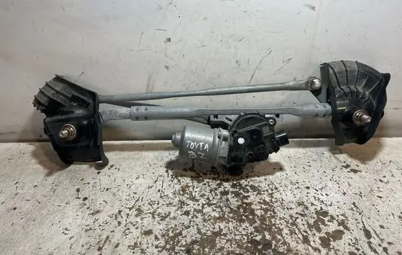 Toyota bZ4X Front wiper linkage and motor 1594001080
