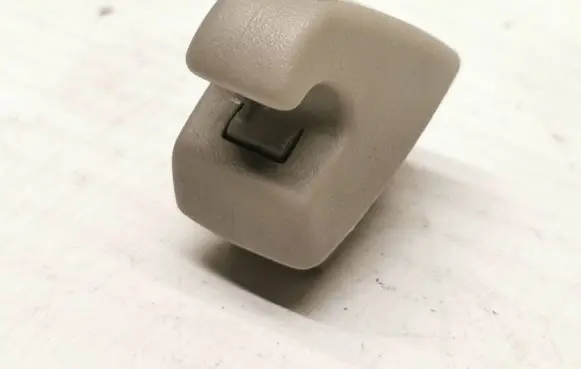 Sun visor clip/hook/bracket