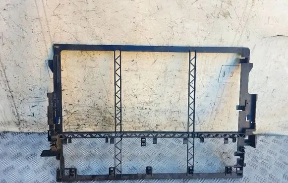 Mercedes-Benz S W221 Radiator mount bracket 