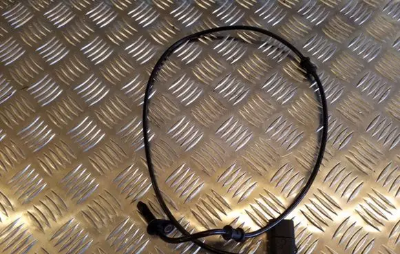 Mercedes-Benz C W205 ABS brake wheel speed sensor A2059058503 0265009315 A0575451728