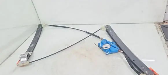 Audi A4 S4 B6 8E 8H Front window lifting mechanism without motor 00U8E9