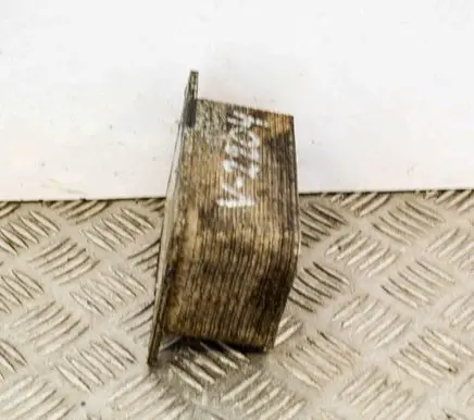 Engine oil radiator