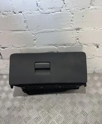 BMW 5 GT F07 Glove box 9142635