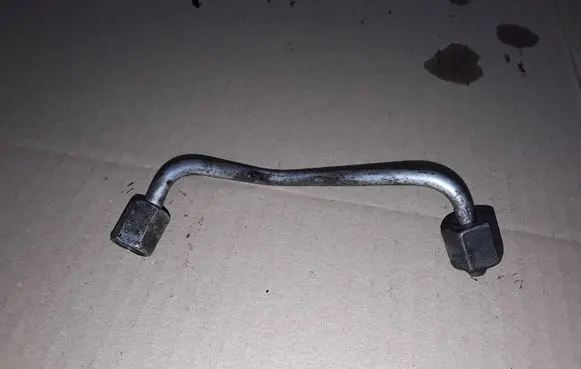 Hyundai Santa Fe Fuel injector supply line/pipe NOCODE
