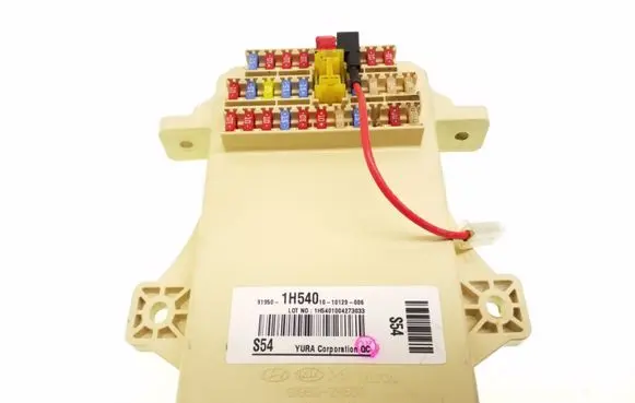 KIA Ceed Fuse module 919501H540