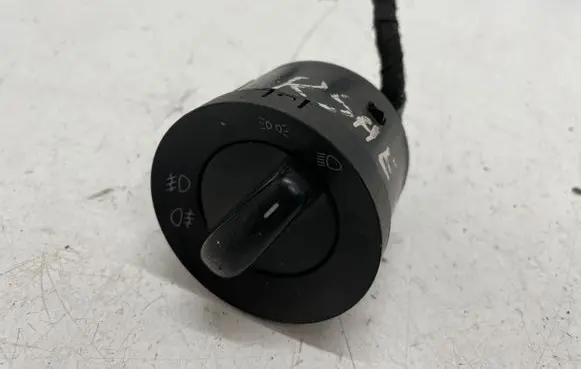 Porsche Cayenne (9PA) Light switch 7L5941531B