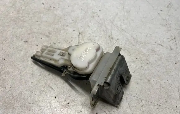 Suzuki SX4 Tailgate/trunk/boot lock/catch/latch B6765