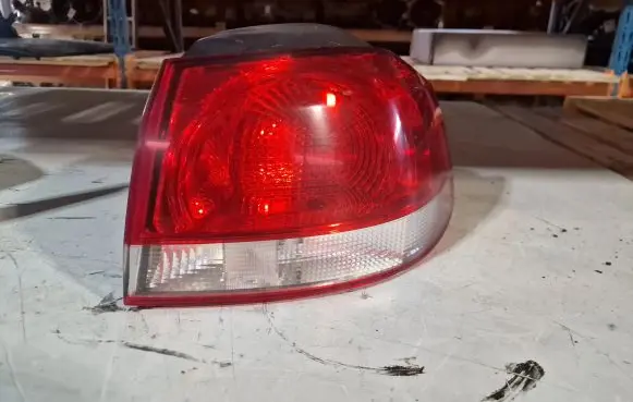 Volkswagen Golf VI Rear/tail lights